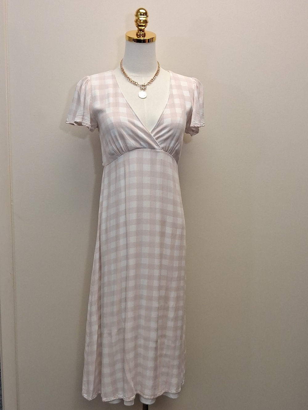 Vylette Blush Gingham V-Neck Maxi Dress Size Medium